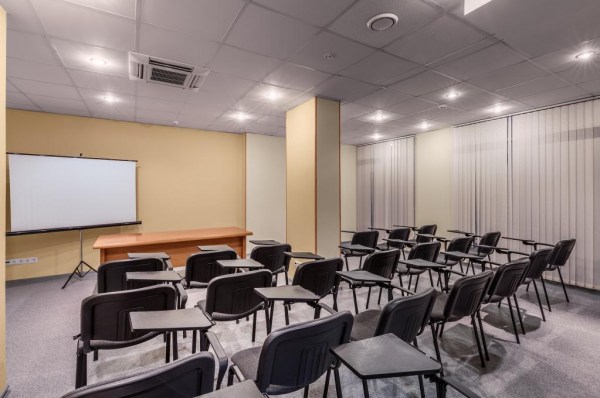 конференц-зал