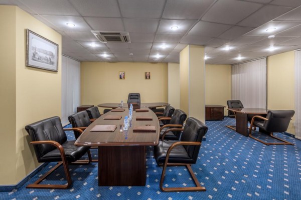 конференц-зал