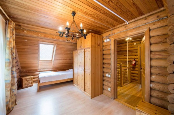 Коттедж "Земляничный", спальня