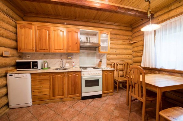 Коттедж "Грибной", кухня