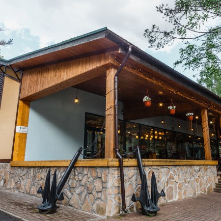 ресторан "Озёрный"