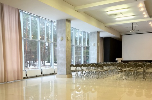 большой конференц-зал