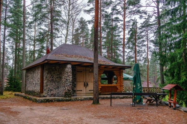 беседка "У пруда"