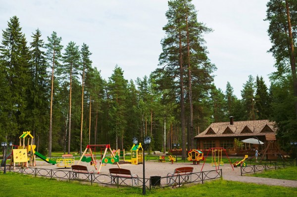 детская площадка