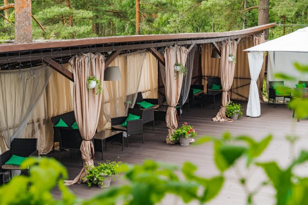 бар-бассейн