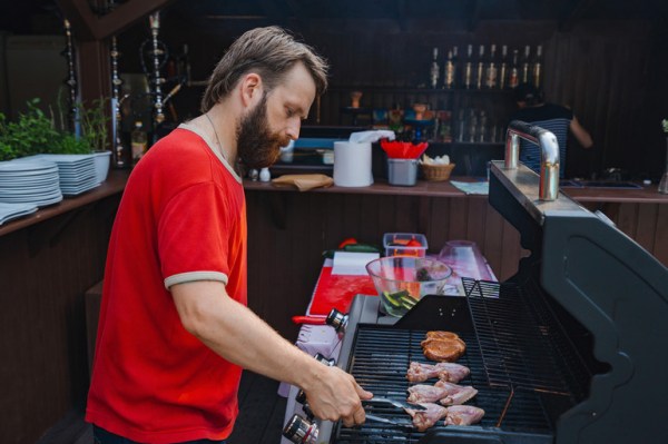 бар-бассейн