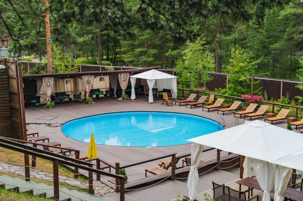 бар-бассейн