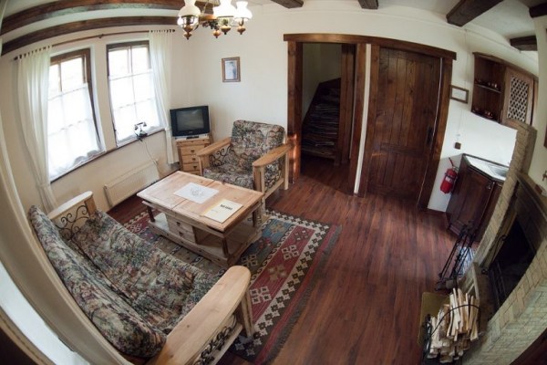 Коттедж 2-х этажный малый"