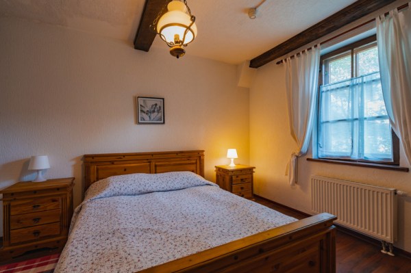 Коттедж 2-х этажный большой"