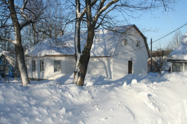 Средний дом