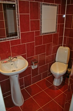 Усадебный дом, Красный номер