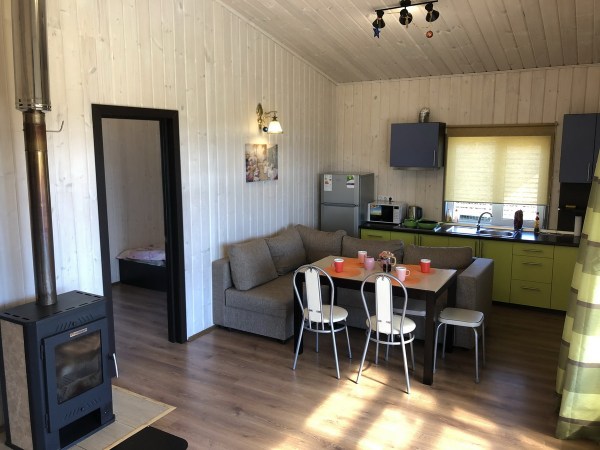 Коттедж "Бирюзовый" (4+2 чел.)