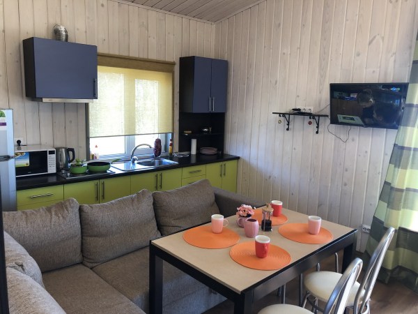 Коттедж "Бирюзовый" (4+2 чел.)