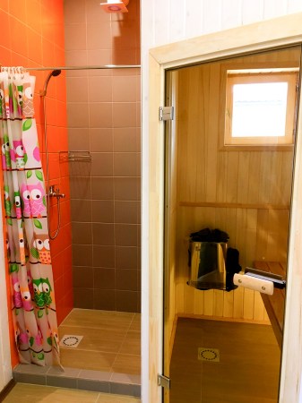 Коттедж "Бирюзовый" (4+2 чел.)