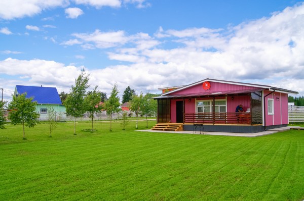 Коттедж "Розовый" (4+2 чел.)