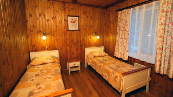 Коттедж Люкс на 6 человек