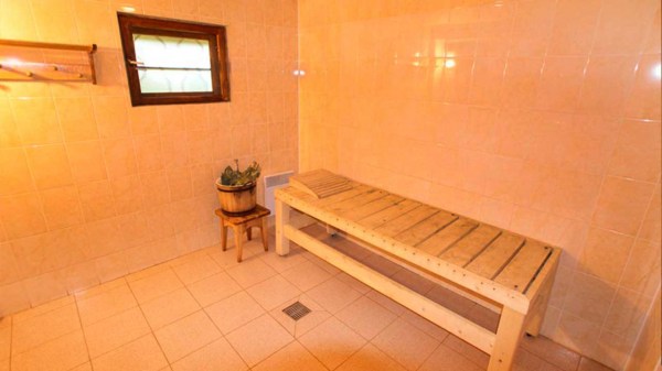 баня на берегу озера