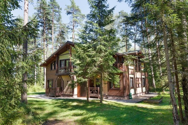 Коттедж "Озёрный"