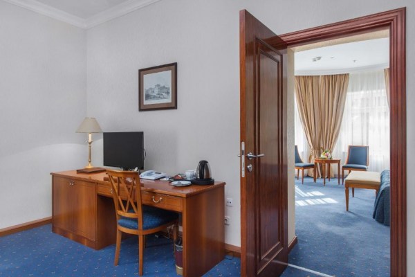 номер "Полулюкс 2-х комнатный"