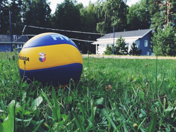 спортивная площадка