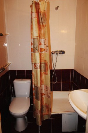 номер "Улучшенный 2-й категории" (корпус Восток)