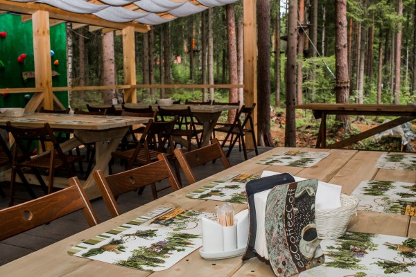 Терраса ресторана "Веревочный парк"