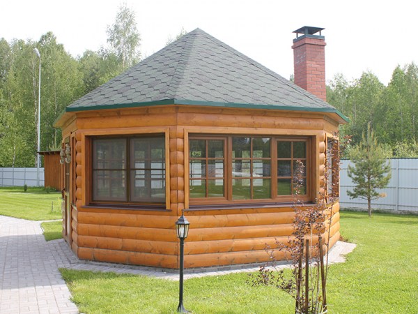 закрытая беседка