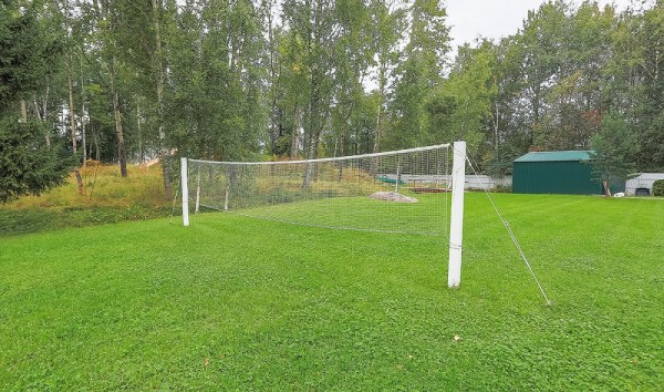 спортивная площадка