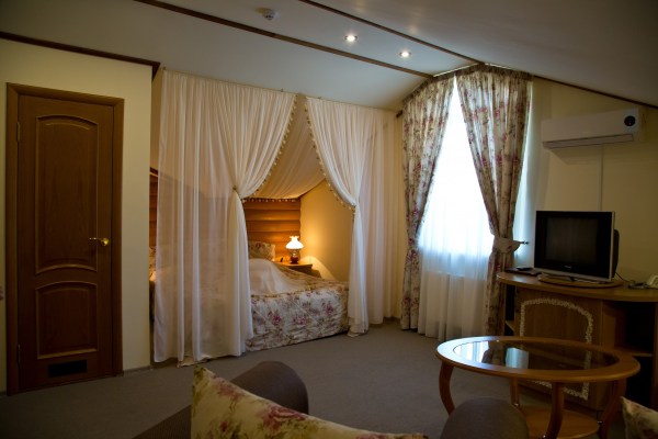 Номер Полулюкс