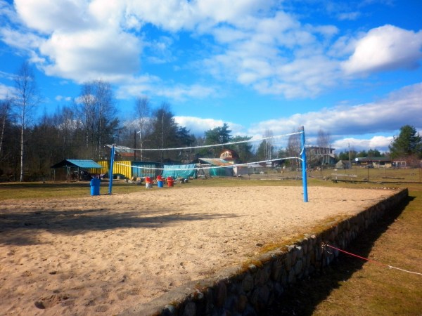 спортивная площадка