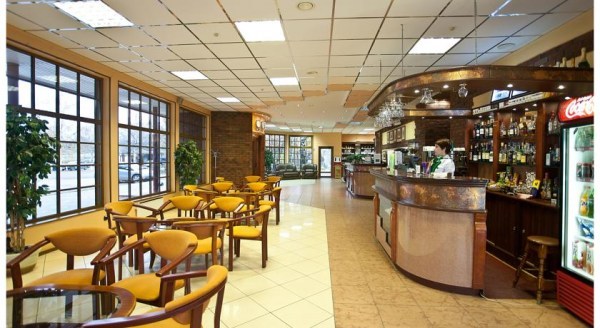 гостиница "Пийпун Пиха", лобби бар