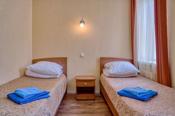 гостиница "Риф", 2-х местный номер