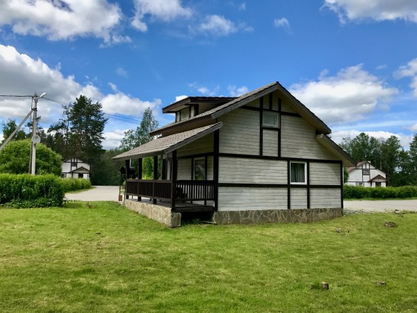 Коттедж 6-ти местный