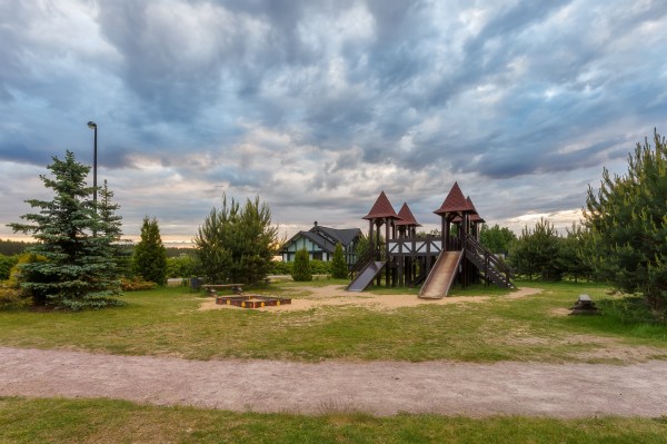 детская площадка