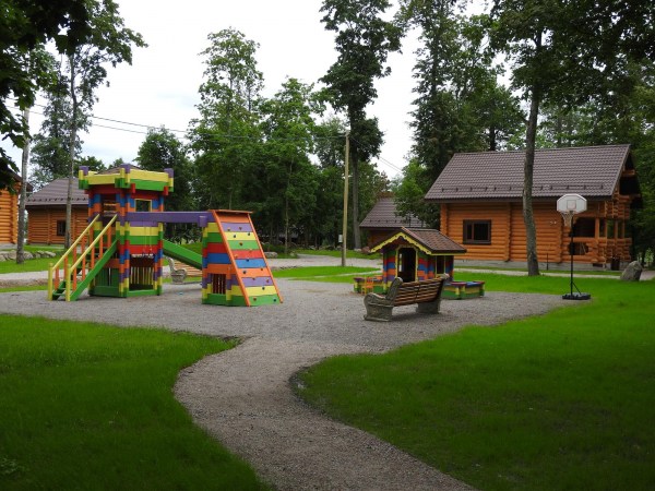 детская площадка