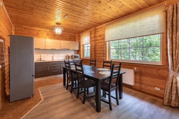 Коттедж "Делюкс" 6-ти местный