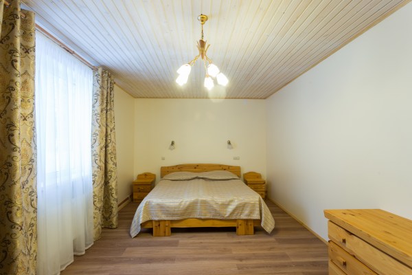 Коттедж 8-ми местный