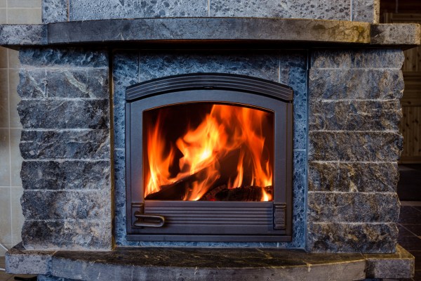 Коттедж 10-ти местный с камином