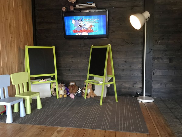 детский уголок в ресторане