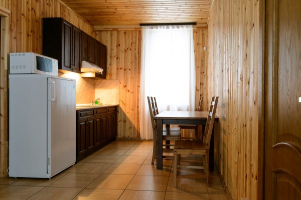 Коттедж 4-х местный