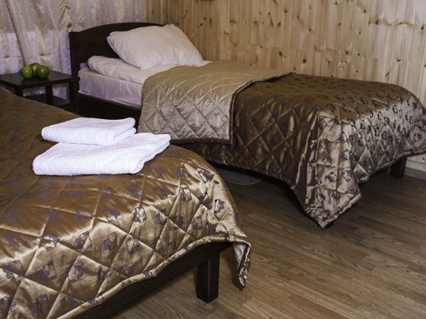 Коттедж 4-х местный