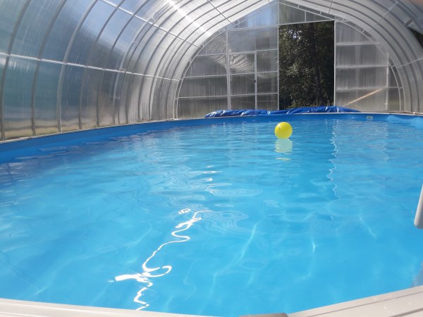 летний крытый бассейн