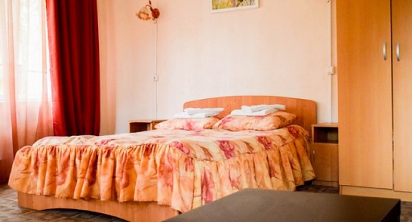 Коттедж "Гнездо Люкс" 2+2 чел.