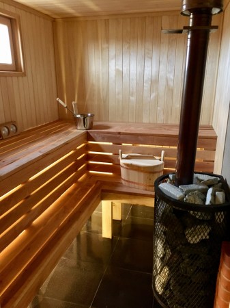 Коттедж (6+2 чел.) с русской баней