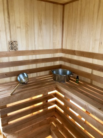 Коттедж (10+2 чел.)