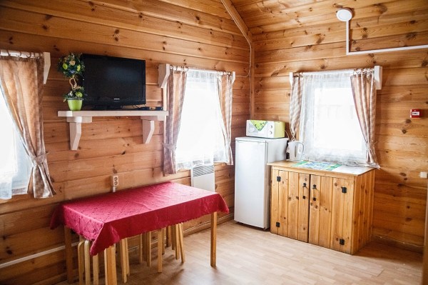 Коттеджи с 1 по 8