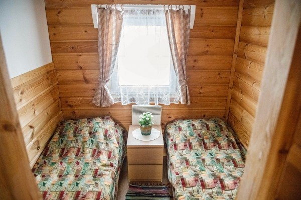 Коттеджи с 1 по 8