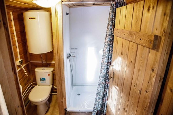 Коттеджи с 1 по 8