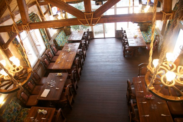 ресторан "Белый павлин"