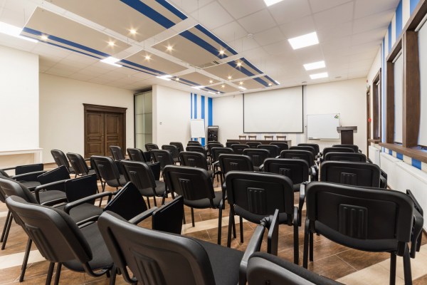 конференц-зал